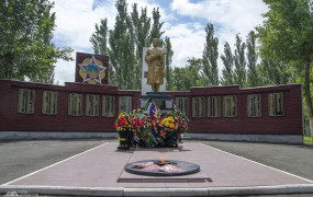 Мемориал Победы в селе Октябрьское