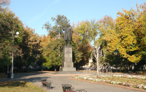 Памятник Белинскому (Пенза)