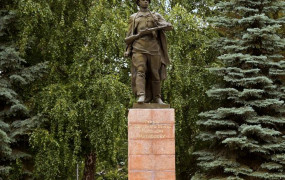 Памятник Александру Матросову (парк им. Ленина)